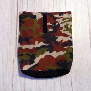 Roll-top uzsonnás tasak: fekete / zöld terep mintás - Meska.hu