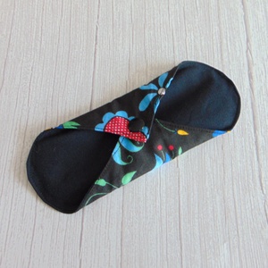 Sarah Mini mosható betét 17 cm / népi virág mintás - szépségápolás - intim higiénia - tisztasági betét - Meska.hu