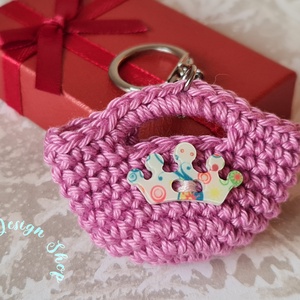 Kézműves horgolt  kulcstartó - Shopping bag (Én királynőm) , Játék & Sport, Plüssállat & Játékfigura, Más figura, Horgolás, MESKA