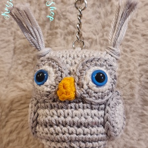 Kézműves horgolt kabalafigurás kulcstartó - Mini bagoly (Ignác) - Meska.hu