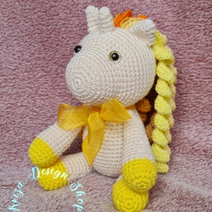 Kézműves horgolt kabala figura - Polly unikornis ('25 sunshine design) - játék & sport - plüssállat & játékfigura - unikornis - Meska.hu