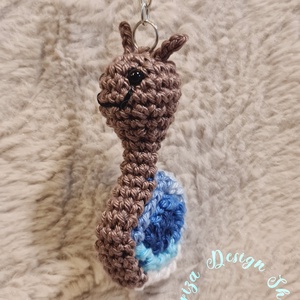 Kézműves horgolt kabalafigurás kulcstartó - Mini csiga (Pongrác), Játék & Sport, Plüssállat & Játékfigura, Csiga, Horgolás, MESKA