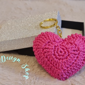 Kézműves horgolt kabalafigurás kulcstartó - Mini szivecske (Pink), Táska & Tok, Kulcstartó & Táskadísz, Kulcstartó, Horgolás, MESKA