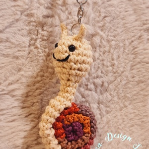 Kézműves horgolt kabalafigurás kulcstartó - Mini csiga (Patrik), Játék & Sport, Plüssállat & Játékfigura, Csiga, Horgolás, MESKA