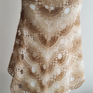 Kézműves horgolt csipke kendő - Sahara shawl - ruha & divat - sál, sapka, kendő - vállkendő - Meska.hu