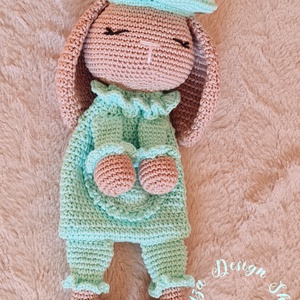 Kézműves horgolt alvó nyuszis nyunyóka -  Sleep with me collection (Marcell) - baba - mama - baba játékok - szundikendő, alvóka - Meska.hu