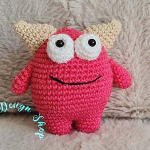 Kézműves horgolt kabala - Marok szörnyecske (pink), Játék & Sport, Plüssállat & Játékfigura, Szörnyike, Horgolás, MESKA