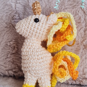 Kézműves horgolt kabalafigurás kulcstartó - Mini unikornis (Sunny) - játék & sport - plüssállat & játékfigura - unikornis - Meska.hu