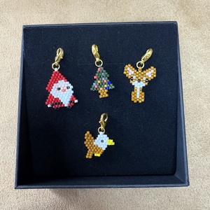 Miyuki charm karkötő - ékszer - karkötő - karkötő medállal - Meska.hu