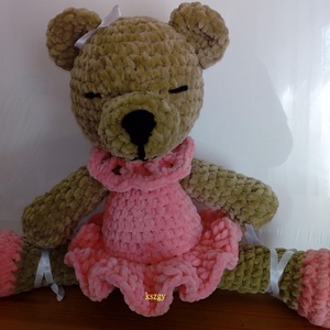 Álmodozó balerina - horgolt plüss maci- amigurumi - Meska.hu