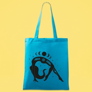 Égkék jógás vászontáska, Táska & Tok, Bevásárlás & Shopper táska, Shopper, textiltáska, szatyor, Fotó, grafika, rajz, illusztráció, MESKA