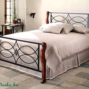 Kovácsoltvas ágy /tölgy fa lábakkal/. -  - Meska.hu