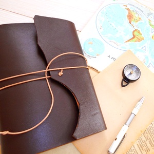 VIKING - Valódi bőr borítású kézműves napló A5 méretben - Vegvísir motívummal - diy (csináld magad) - fűzésminták - Meska.hu