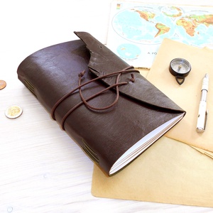 VIKING - Valódi bőr borítású kézműves napló A5 méretben - Vegvísir motívummal - otthon & életmód - papír, írószer - jegyzetfüzet & napló - Meska.hu