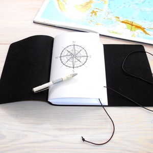 KALANDOR - Valódi bőr borítású kézműves napló A5 méretben - Iránytű motívummal - otthon & életmód - papír, írószer - jegyzetfüzet & napló - Meska.hu