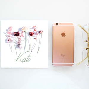 VIRÁGOK - NÉVRE SZÓLÓ - vastag anyagú mikroszálas törlőkendő szemüvegre, mobiltelefonra, tabletre - táska & tok - pénztárca & más tok - szemüvegtok - Meska.hu