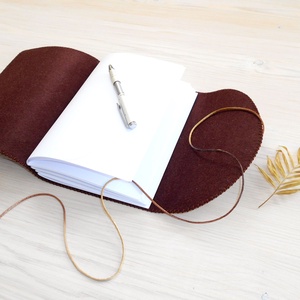 TITKOK KULCSA - Műbőr borítású kézműves napló A5 méretben - otthon & életmód - papír, írószer - jegyzetfüzet & napló - Meska.hu