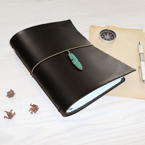 INDIANA - Cserélhető füzetes valódi bőr borítású utazónapló A5 méretben - 4 db sima füzetet tartalmaz a csomag - otthon & életmód - papír, írószer - jegyzetfüzet & napló - Meska.hu