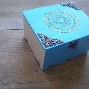 Kék-fehér antikolt dobozka -  - Meska.hu