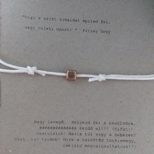 Minimalista kocka karkötő - ékszer - karkötő - gyöngyös karkötő - Meska.hu
