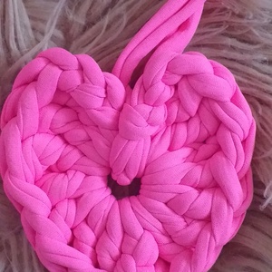 Horgolt pink szív táskadísz, kulcstartó, Otthon & Életmód, Dekoráció, Fali és függő dekoráció, Girland, zászlófűzér, Horgolás, MESKA