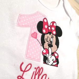 Hímzett névvel és Minnie egér mintával ellátott, 100% pamut body, Ruha & Divat, Babaruha & Gyerekruha, Body, Hímzés, MESKA