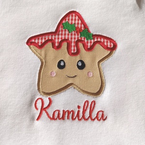 Hímzett névvel és cuki karácsonyi mintával ellátott, 100% pamut body - baba - mama - babaruházat - baba body - Meska.hu