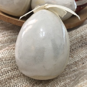 Gyöngyház fehér Húsvéti kerámia tojások - otthon & életmód - dekoráció - dísztárgy - Meska.hu