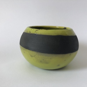 Fekete-zöld kerámia edényke - otthon & életmód - dekoráció - asztal és polc dekoráció - dekorációs tál, tartó - Meska.hu