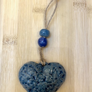 Kerámia szív függő - kék, Otthon & Életmód, Dekoráció, Fali és függő dekoráció, Függődísz, Kerámia, Agyagozás, MESKA