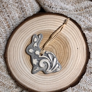 Nyuszi kerámia függő - otthon & életmód - dekoráció - húsvéti asztaldíszek - Meska.hu