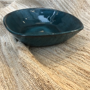 Szögletes türkiz tányér - otthon & életmód - konyhafelszerelés, tálalás - tálalás - tányér & étkészlet - Meska.hu