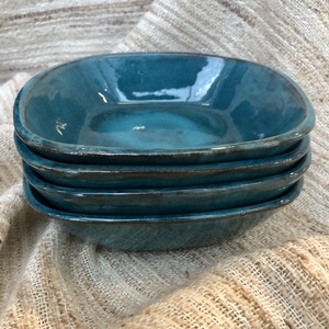 Szögletes türkiz tányér - otthon & életmód - konyhafelszerelés, tálalás - tálalás - tányér & étkészlet - Meska.hu