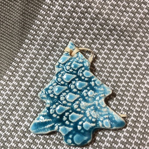 Türkiz kerámia karácsonyfadísz - Meska.hu