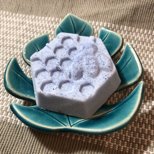 Türkiz pálmalevélszappantartó - otthon & életmód - fürdőszoba - szappantartó - Meska.hu