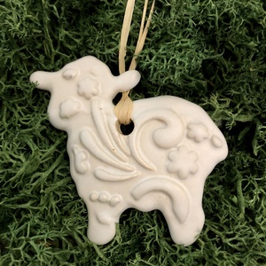 Fehér bárányka kerámia húsvéti függő - Meska.hu