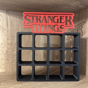 Stranger Things Kinder Joy Funko figura tartó  12 férőhelyes, Otthon & Életmód, Babaszoba, gyerekszoba, Játéktároló, Mindenmás, MESKA