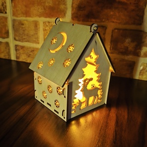 Karácsonyi kisház mécsestartó, Karácsony, Karácsonyi lakásdekoráció, Karácsonyi fénydekoráció, Famegmunkálás, Gravírozás, pirográfia, MESKA