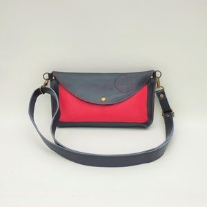 Sötétkék-piros bőr válltáska és crossbody Classica XS 004 - Meska.hu