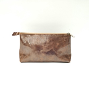 Lilásbarna selyemfényű bőr cipzáros neszesszer Barchetta 039 Max - táska & tok - neszesszer - Meska.hu