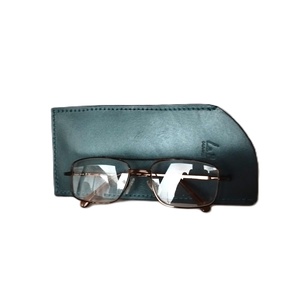 Fényes sötétzöld bőr szemüvegtok Oculos 012 M - táska & tok - pénztárca & más tok - szemüvegtok - Meska.hu