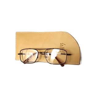 Vaníliasárga bőr szemüvegtok Oculos 015 M - táska & tok - pénztárca & más tok - szemüvegtok - Meska.hu