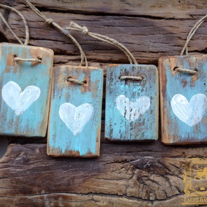 Szív küldi - Rusztikus Festett Fatábla - Falra akasztható - Ajándék ötlet - Szív, Ajándékkísérő, Valentin nap, Karácsony - Meska.hu