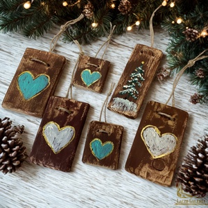 Szív küldi - Rusztikus Festett Fatábla - Falra akasztható - Ajándék ötlet - Szív, Ajándékkísérő, Valentin nap, Karácsony - Meska.hu