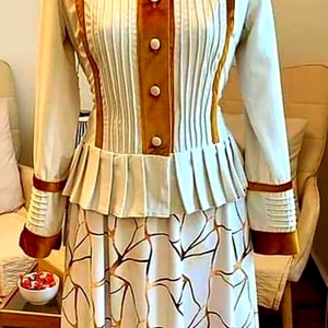 Bézs-óarany díszítésű népviseleti kabát, Ruha & Divat, Női ruha, Ruha, Varrás, MESKA