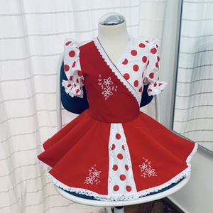 Hímzett, pörgős, egyedi, saját tervezésű alkalmi ruha - Meska.hu