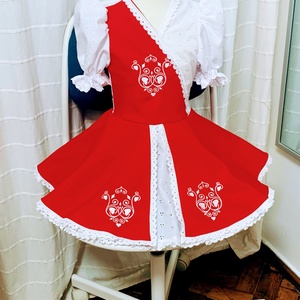 Hímzett, pörgős, egyedi, saját tervezésű alkalmi ruha - ruha & divat - gyerekruha - ruha - Meska.hu