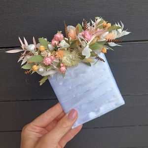 Esküvőre szárazvirág vőlegény kitűző, tanu kitűző, zsebkártya, boutonniere, Esküvő, Esküvői szett, Virágkötés, MESKA