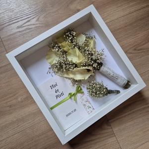 Menyasszonyi csokor megörökítés, csokor tartósítás képkeretben, 25x25 cm , Esküvő, Menyasszonyi- és dobócsokor, Virágkötés, MESKA