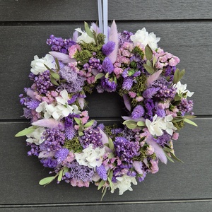 Húsvéti, tavaszi szárazvirág kopogtató lila , Ünnepi díszek, dekorációk, Húsvéti díszek és dekorációk, Húsvéti ajtódísz, kopogtató, Virágkötés, MESKA